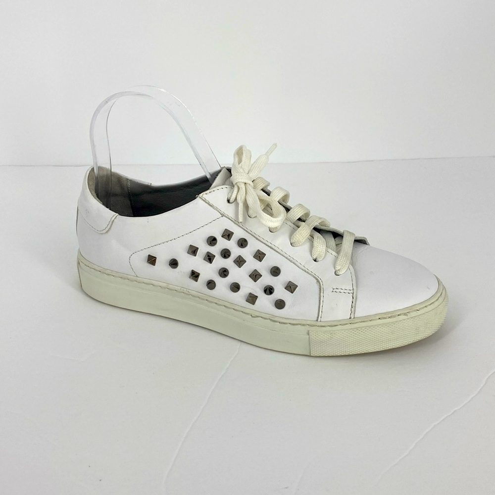 Boemos Womens 38EU Italian Leather White Studded Fashion Sneakers VGUC